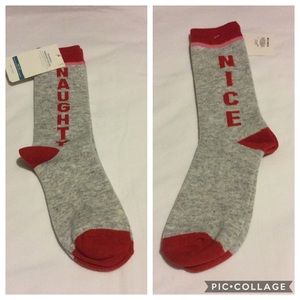 Old Navy Holiday Print Crew Socks